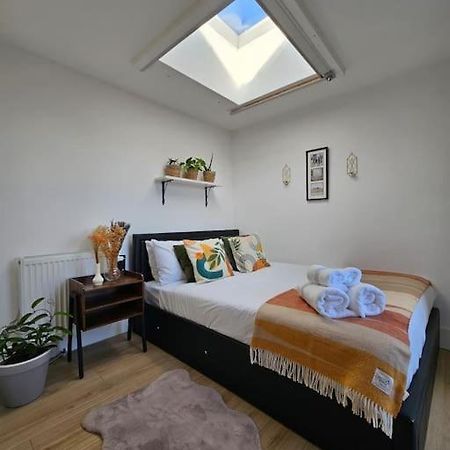 West Kensington Bright Flat Apartment London Exterior photo
